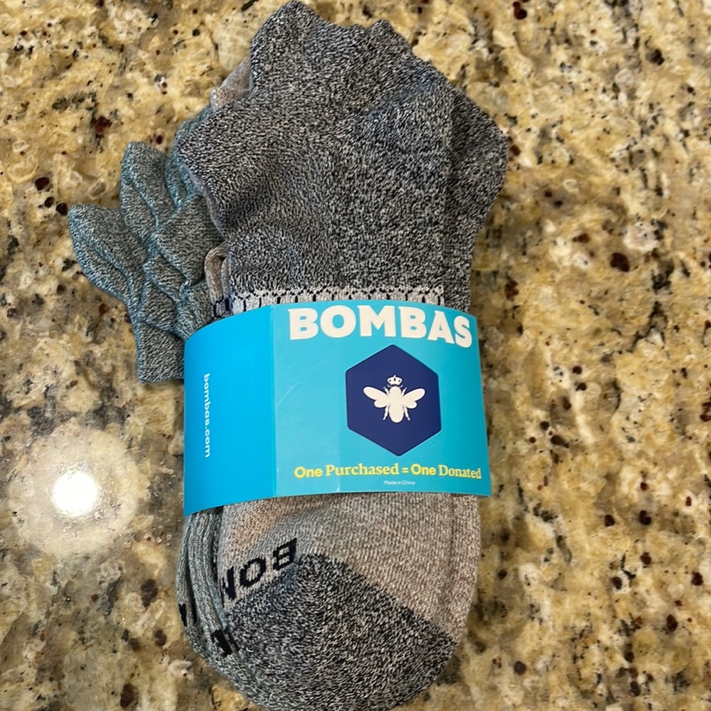 Men’s Bombas socks - 6 pack- NWT